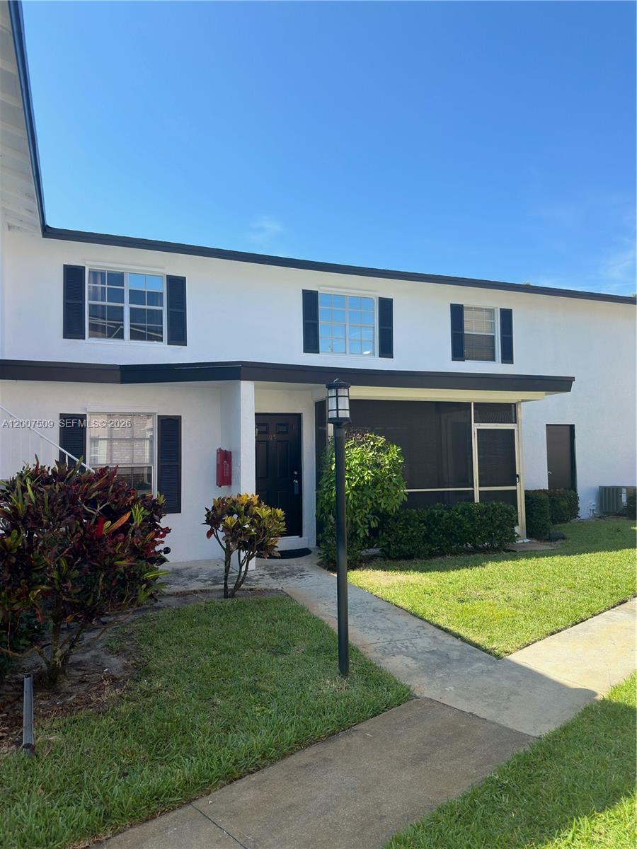 12422 Alternate A1A #Q5, Palm Beach Gardens